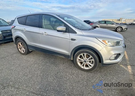 2017 Ford Escape Se z USA, uszkodzony, nr VIN 1FMCU0GD3HUA40843
